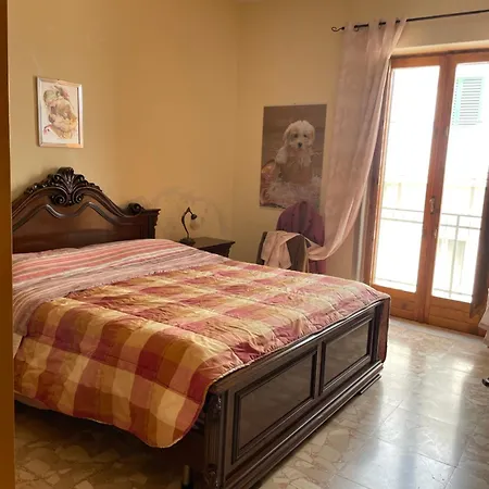 Residenza Mary Angela דירה *